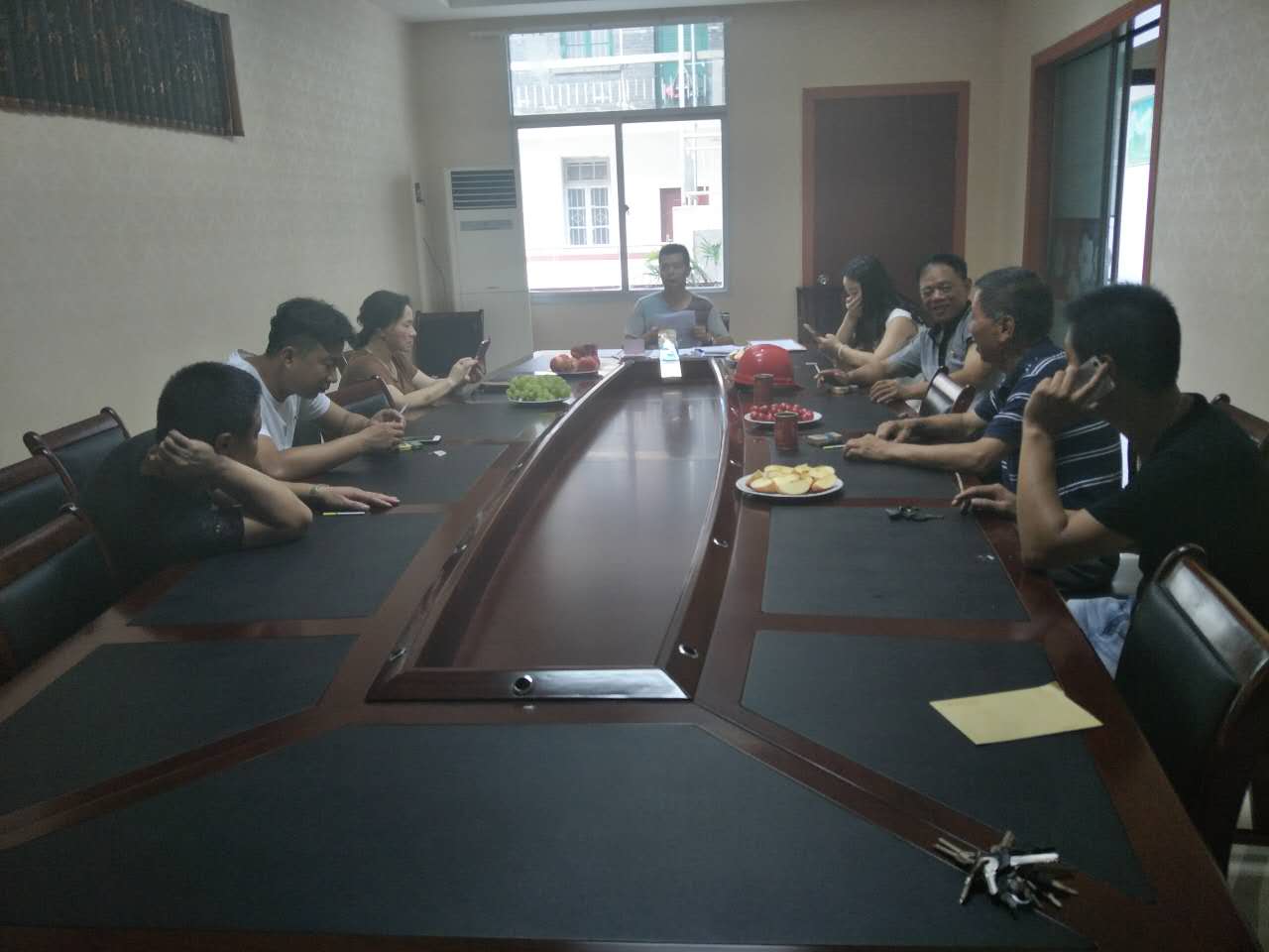 2017年7月1日黨員會議《會議主題：一、學習廖俊波找差距、抓落實主題組織生活會。二、學習袁毅同志在學習廖俊波同志先進事跡座談會上的講話。三、劉云山在福建調研時強調學習弘揚廖俊波同志崇高精神在為民實干中發揮先鋒模范作用的文章?！? onmousewheel=